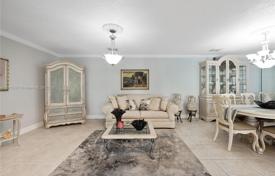 Haus in der Stadt – West End, Miami, Florida,  Vereinigte Staaten. $775 000