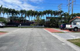 Haus in der Stadt – West End, Miami, Florida,  Vereinigte Staaten. $560 000