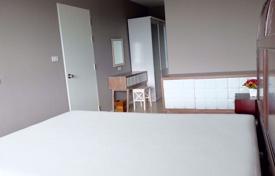 2-zimmer appartements in eigentumswohnungen in Khlong Toei, Thailand. $199 000