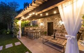 8-zimmer villa in Mougins, Frankreich. 14 000 €  pro Woche