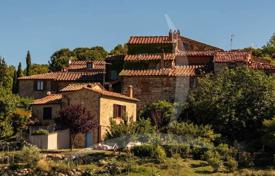 6-zimmer villa 655 m² in Murlo, Italien. 798 000 €