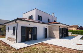 4-zimmer haus in der stadt 153 m² in Poreč, Kroatien. 1 462 000 €
