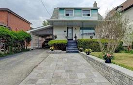 4-zimmer haus in der stadt in North York, Kanada. C$1 946 000