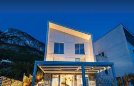 4-zimmer villa 230 m² in Sveti Stefan, Montenegro. 850 000 €