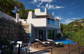 Villa – Lloret de Mar, Katalonien, Spanien. 5 900 €  pro Woche