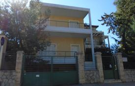 Haus in der Stadt – Drosia, Attika, Griechenland. 340 000 €