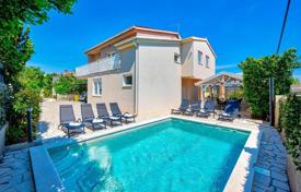 6-zimmer haus in der stadt 260 m² in Ližnjan, Kroatien. 514 000 €