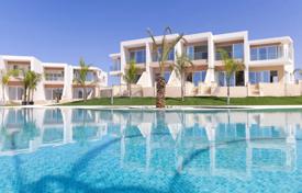 New residential complex with apartments and villas in Chloraka, Zypern. ab 395 000 €