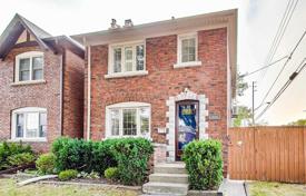 4-zimmer haus in der stadt in East York, Kanada. C$1 962 000