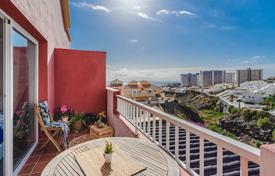 Stadthaus – Playa Paraiso, Adeje, Santa Cruz de Tenerife,  Kanarische Inseln (Kanaren),   Spanien. 440 000 €