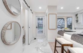 3-zimmer haus in der stadt in Scarborough, Kanada. C$1 837 000