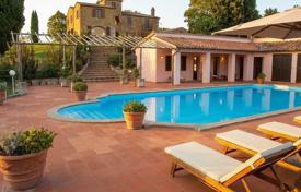 10-zimmer villa 278 m² in Siena, Italien. 2 950 000 €