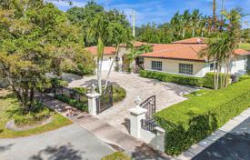 Haus in der Stadt – Coral Gables, Florida, Vereinigte Staaten. $4 465 000