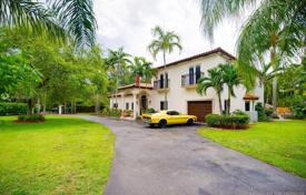 Villa – Miami, Florida, Vereinigte Staaten. 1 386 000 €