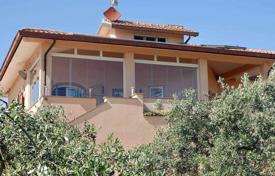 5-zimmer villa 215 m² in Rosignano Marittimo, Italien. 750 000 €