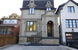 Haus in der Stadt – East York, Toronto, Ontario,  Kanada. C$1 726 000