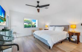 4-zimmer haus in der stadt 231 m² in Miami, Vereinigte Staaten. $2 250 000