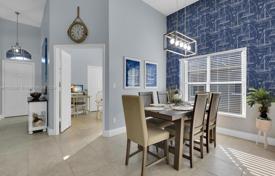 3-zimmer haus in der stadt 230 m² in Florida, Vereinigte Staaten. $565 000