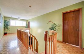4-zimmer haus in der stadt in Etobicoke, Kanada. C$1 718 000
