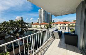 Eigentumswohnung – North Miami Beach, Florida, Vereinigte Staaten. $448 000