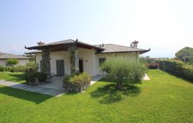 7-zimmer villa 350 m² in Griante, Italien. 2 750 000 €