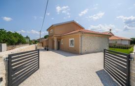 3-zimmer haus in der stadt 186 m² in Kanfanar, Kroatien. 695 000 €