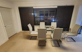 3-zimmer haus in der stadt 143 m² in Miami, Vereinigte Staaten. $715 000