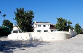 5-zimmer einfamilienhaus 230 m² in Palodia, Zypern. 2 000 000 €