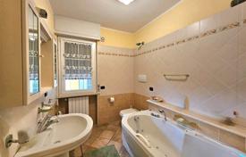 5-zimmer villa 300 m² in Montignoso, Italien. 1 350 000 €