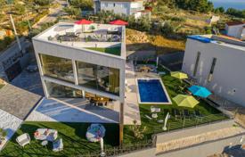 Villa – Podstrana, Split-Dalmatia County, Kroatien. 1 400 000 €