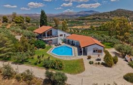 5-zimmer villa 374 m² auf der Peloponnes, Griechenland. 950 000 €