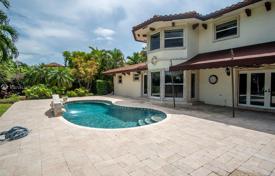 Villa – Hallandale Beach, Florida, Vereinigte Staaten. $1 600 000