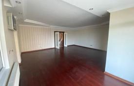 5-zimmer villa 320 m² in Sarıyer, Türkei. $1 050 000