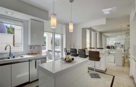 Eigentumswohnung – Key Biscayne, Florida, Vereinigte Staaten. $2 795 000
