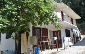 Haus in der Stadt – Sutomore, Bar, Montenegro. 76 000 €
