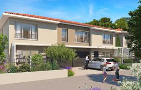 Wohnung – Ollioules, Côte d'Azur, Frankreich. From 261 000 €