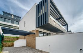 3-zimmer stadthaus 156 m² in Estepona, Spanien. 795 000 €