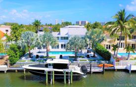 Villa – Hallandale Beach, Florida, Vereinigte Staaten. $1 999 000