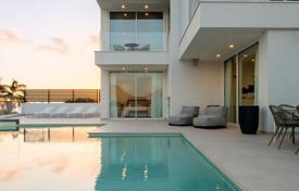 3-zimmer villa 364 m² in Costa Adeje, Spanien. 2 040 000 €