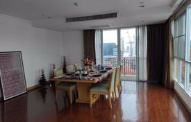 3-zimmer appartements in eigentumswohnungen in Khlong Toei, Thailand. $3 700  pro Woche