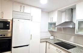 4-zimmer wohnung 135 m² in Benidorm, Spanien. 265 000 €