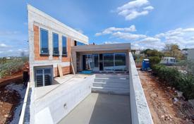 Haus Modern villa with sea views. 815 000 €