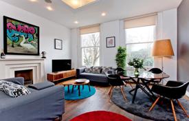 Wohnung – London, Vereinigtes Königreich. 5 900 €  pro Woche