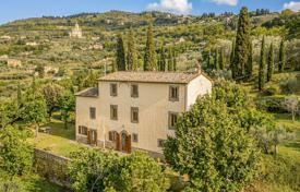 10-zimmer landgut 388 m² in Cortona, Italien. Price on request