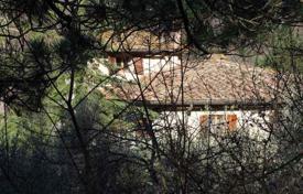 Villa – Rufina, Toskana, Italien. 850 000 €