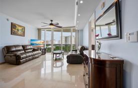 2-zimmer appartements in eigentumswohnungen 121 m² in Collins Avenue, Vereinigte Staaten. $979 000