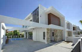 Villa – Larnaca Stadt, Larnaka, Zypern. 1 200 000 €