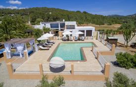 Villa – Ibiza, Balearen, Spanien. 4 900 €  pro Woche