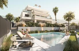 3-zimmer penthaus 317 m² in Estepona, Spanien. 900 000 €