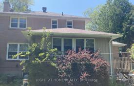 9-zimmer haus in der stadt in North York, Kanada. C$2 570 000
